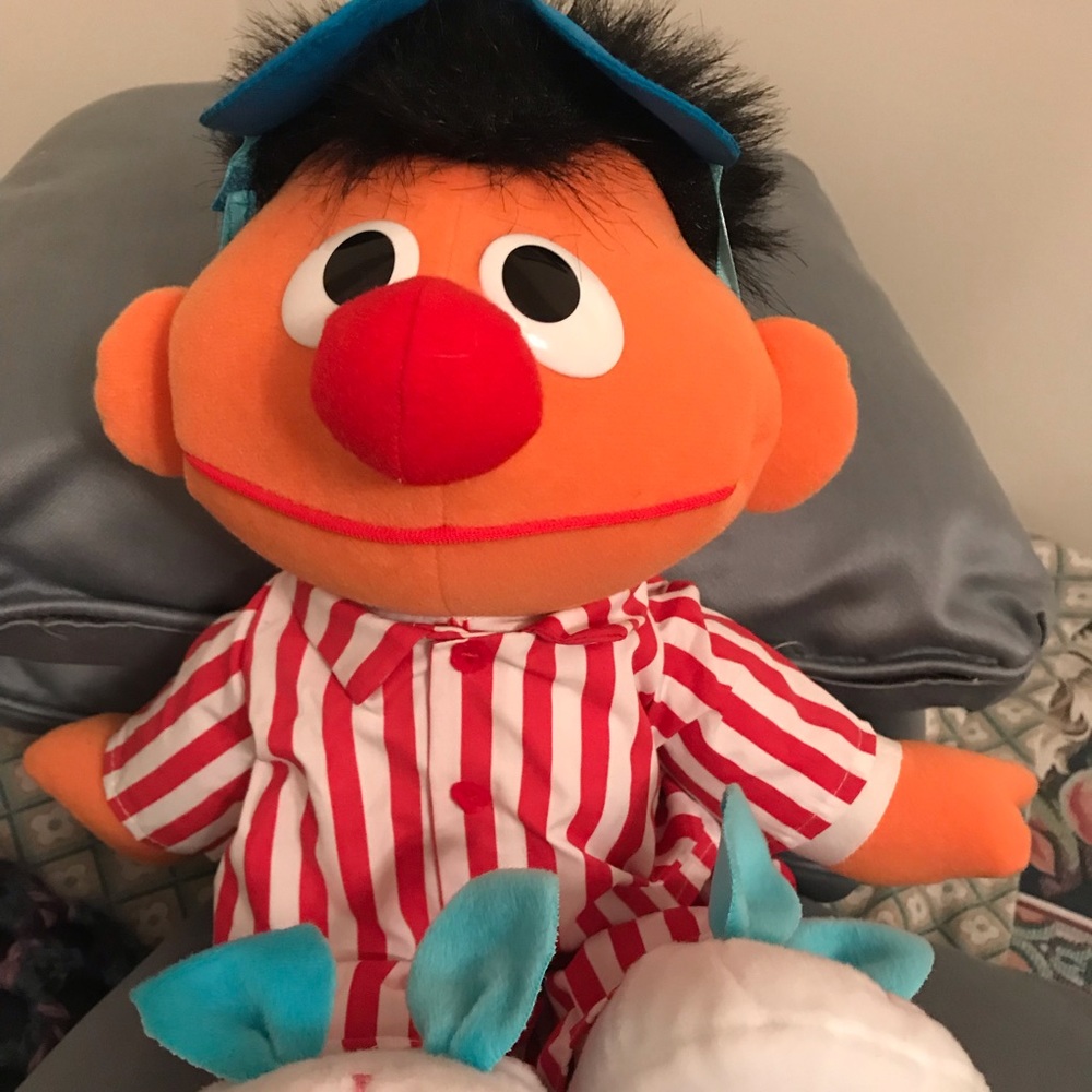 Kid’s Ernie from Sesame Street TYCO Talking Ernie